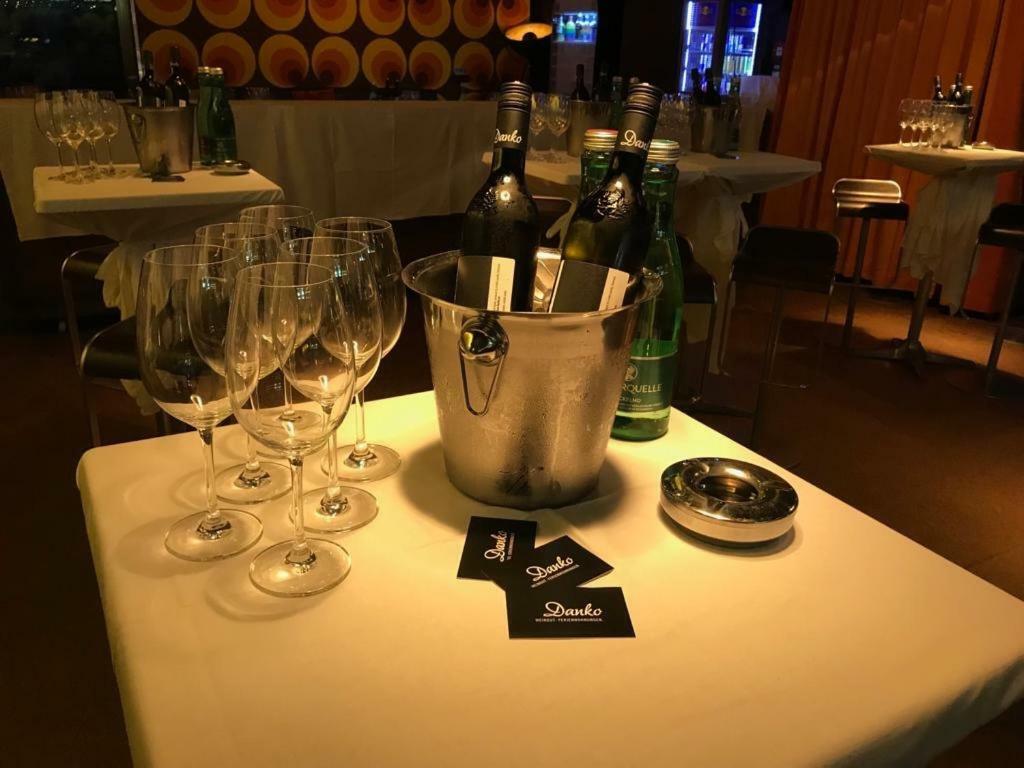 Ferienwohnungen Weingut Familie Danko กัมลิทซ์ ภายนอก รูปภาพ